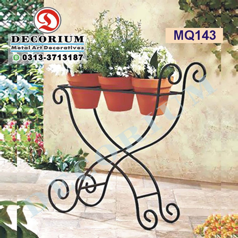 Elegant pot Stand