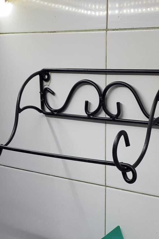Tissue Roll Hanger