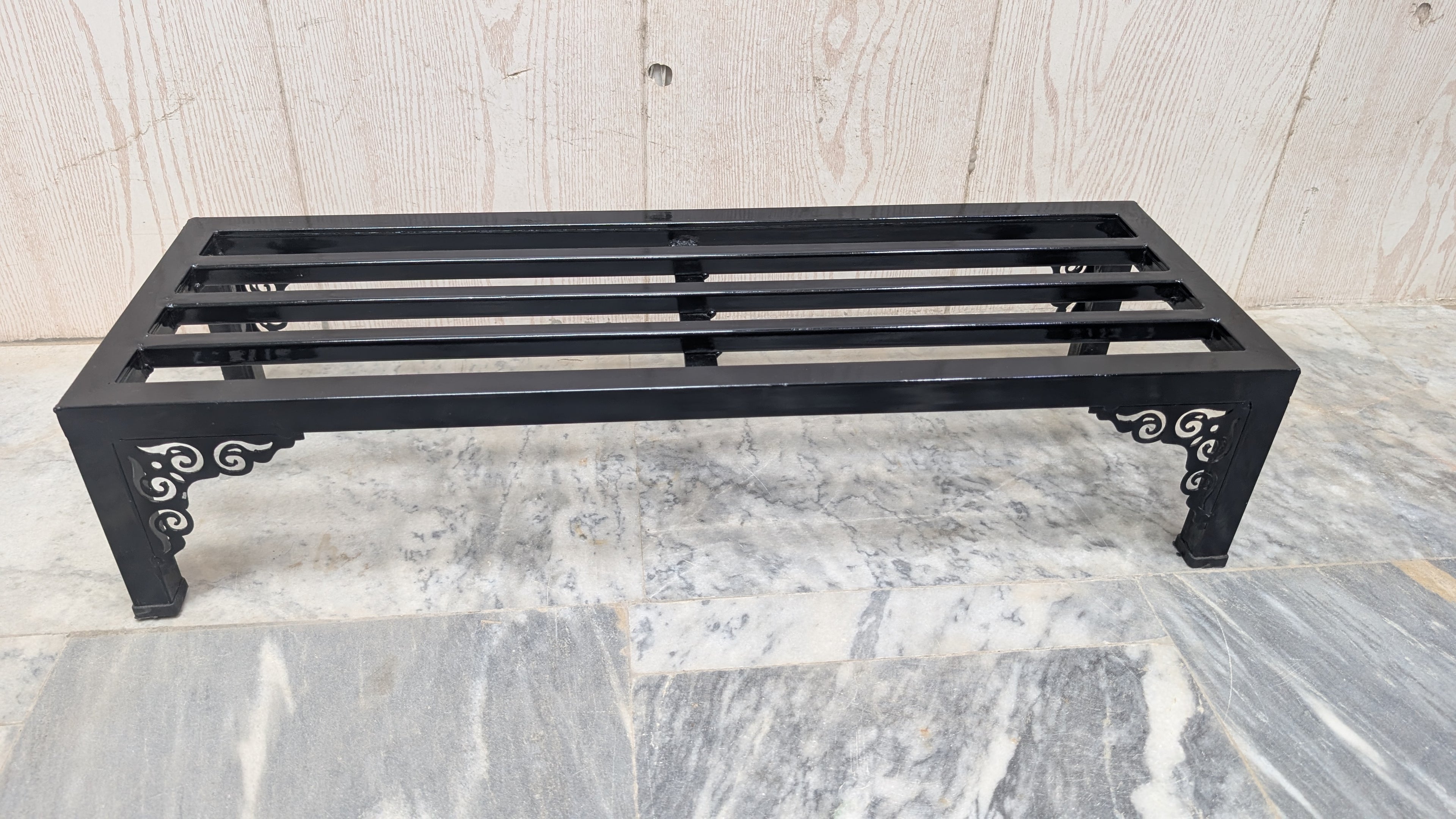 2 ft Heavy Duty Single Tier Metal Stand