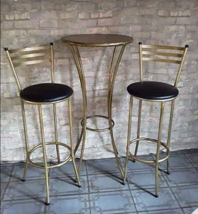 Elegant Table Chair Set