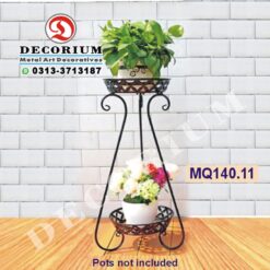 Standing planters by Decorium Metal art decoration in Pakistan