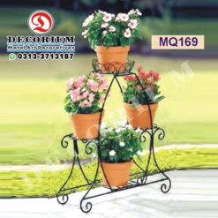 Standing planters by Decorium Metal art decoration in Pakistan